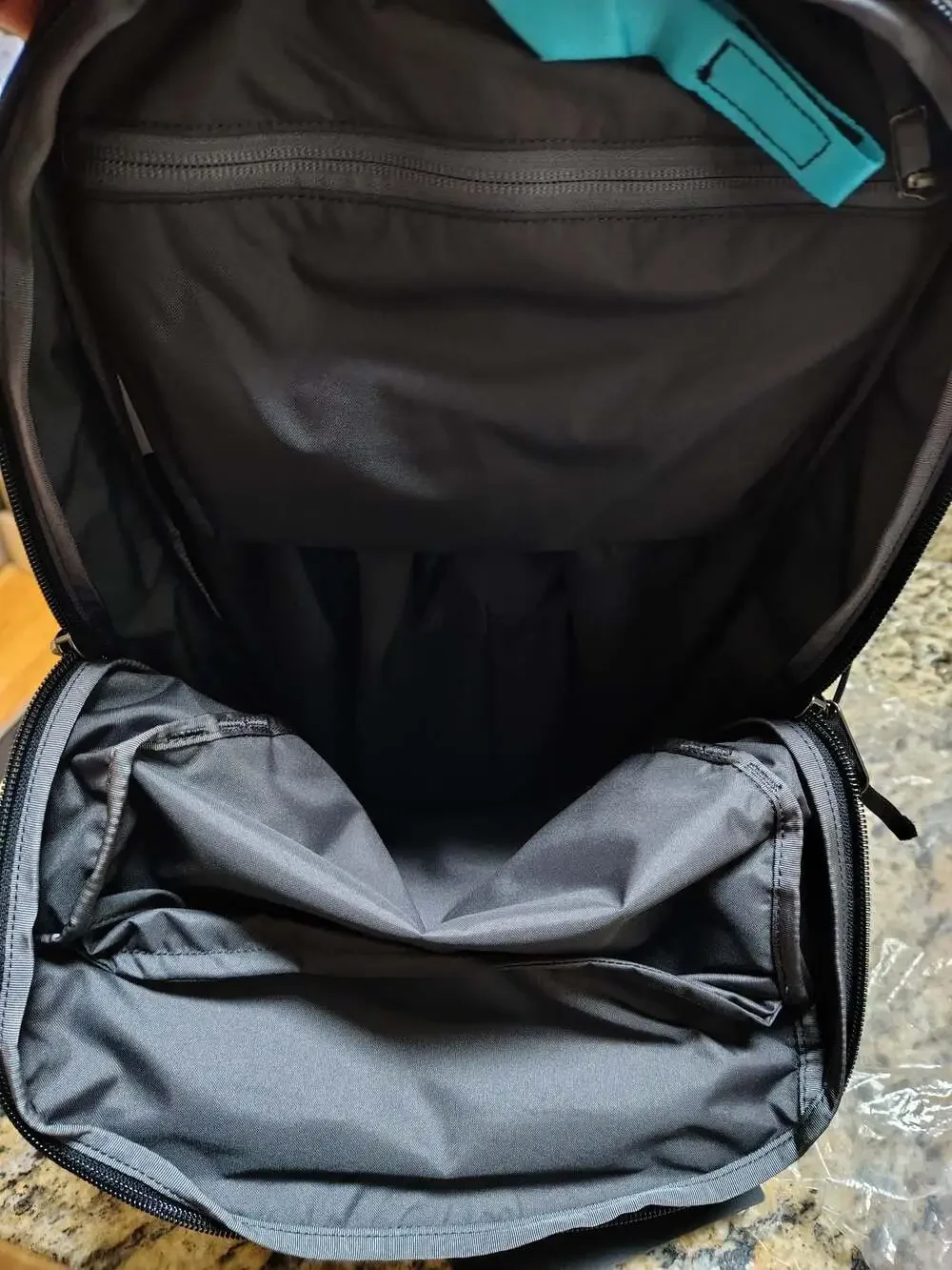 Arc'teryx Mantis 16 Backpack in Black